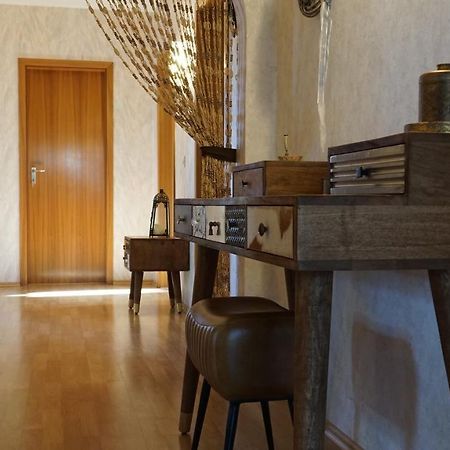 Grosszuegige Wohnung Mit Terrasse Und Gartenzugang - Das Komplette Erdgeschoss 빈드라츠 외부 사진
