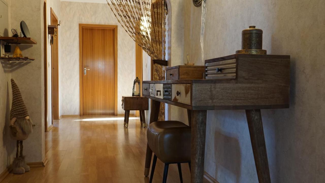 Grosszuegige Wohnung Mit Terrasse Und Gartenzugang - Das Komplette Erdgeschoss 빈드라츠 외부 사진