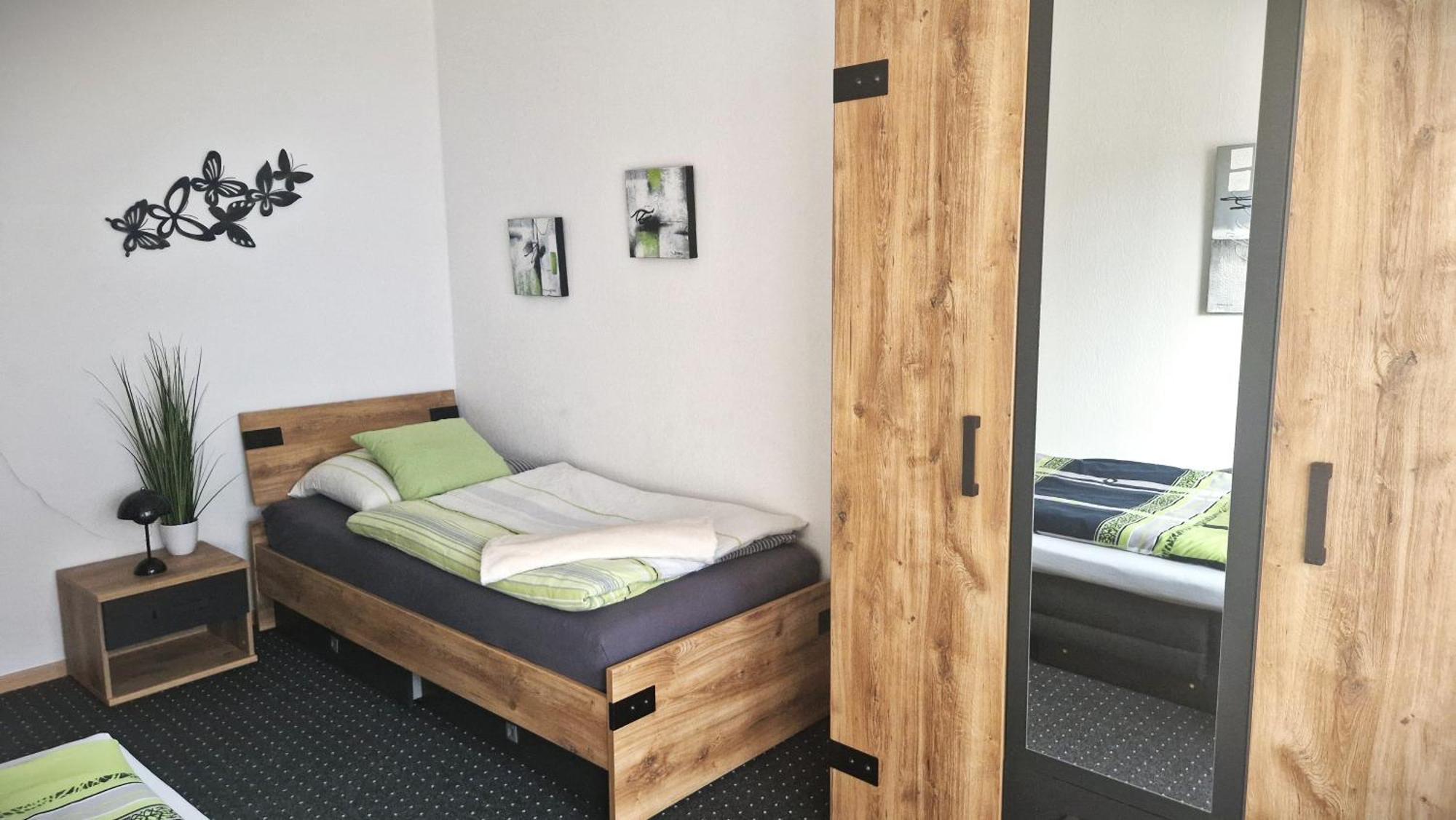Grosszuegige Wohnung Mit Terrasse Und Gartenzugang - Das Komplette Erdgeschoss 빈드라츠 외부 사진